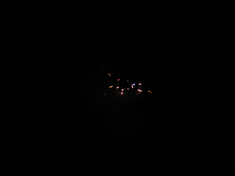 2006 4th of July Fireworks - ./images/IMG_7719.jpg 