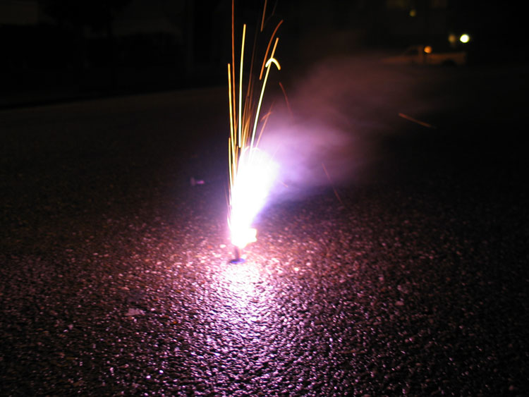 2006 4th of July Fireworks - ./images/IMG_7720.jpg 