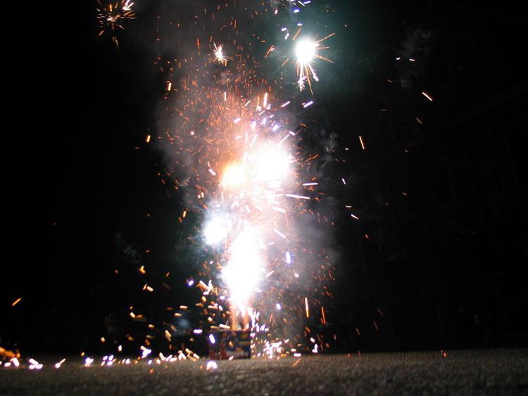 2006 4th of July Fireworks - ./images/IMG_7724.jpg 