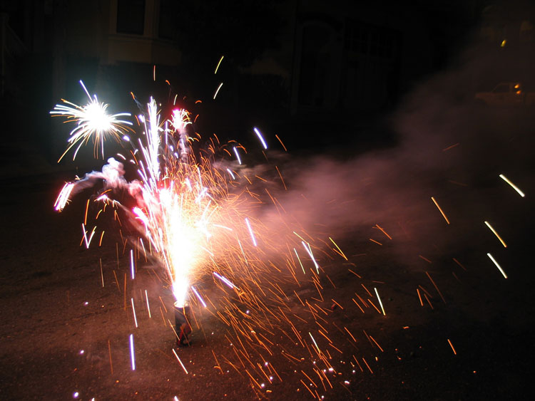 2006 4th of July Fireworks - ./images/IMG_7761.jpg 