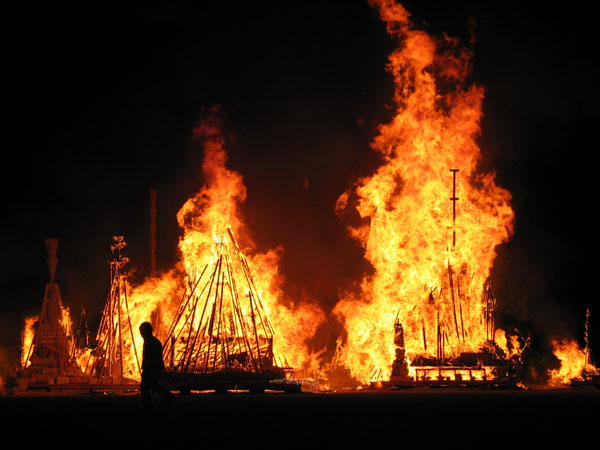 2006 Burning Man - ./images/BurningMan2006_IMG_8635.jpg 